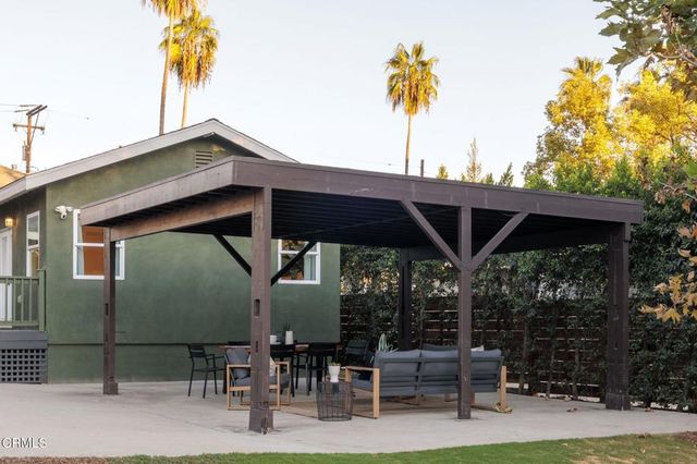 1797 Walworth Avenue, Pasadena, CA 91104
