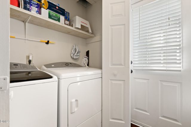 1011 Pineburr Road, Jamestown, NC 27282