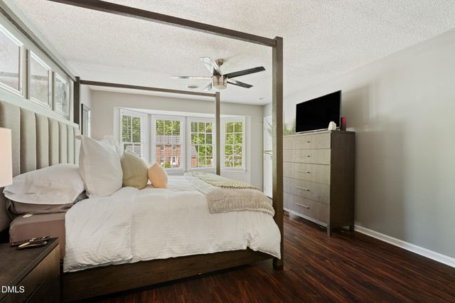 1011 Pineburr Road, Jamestown, NC 27282
