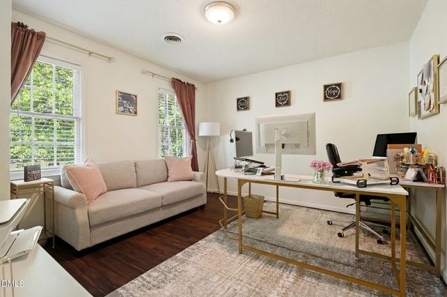 1011 Pineburr Road, Jamestown, NC 27282