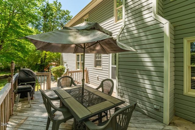 1011 Pineburr Road, Jamestown, NC 27282