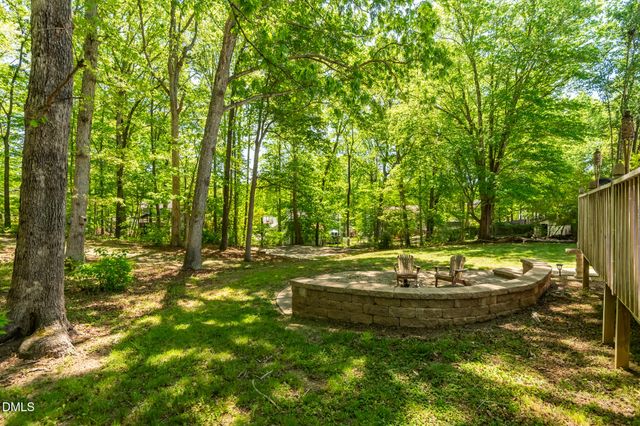 1011 Pineburr Road, Jamestown, NC 27282
