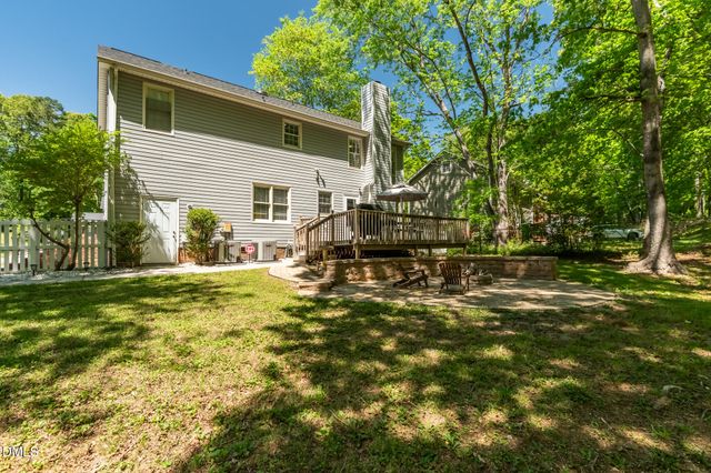 1011 Pineburr Road, Jamestown, NC 27282