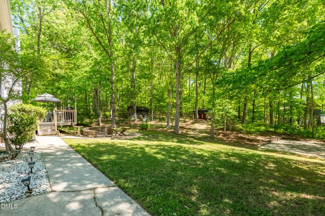1011 Pineburr Road, Jamestown, NC 27282
