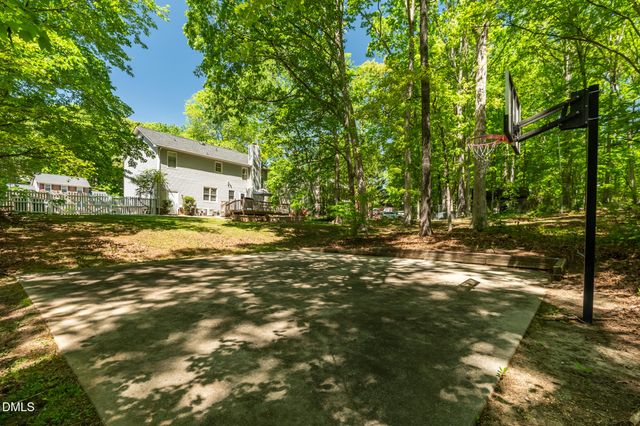 1011 Pineburr Road, Jamestown, NC 27282