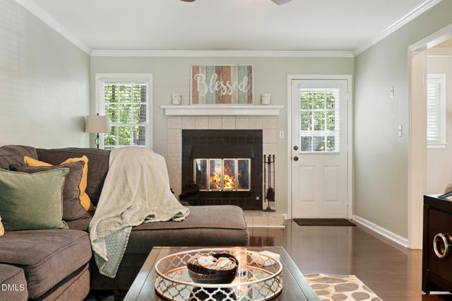 1011 Pineburr Road, Jamestown, NC 27282