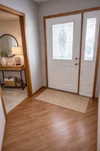 1273 Hilo Avenue N, Oakdale, MN 55128