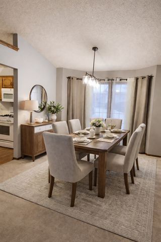 1273 Hilo Avenue N, Oakdale, MN 55128