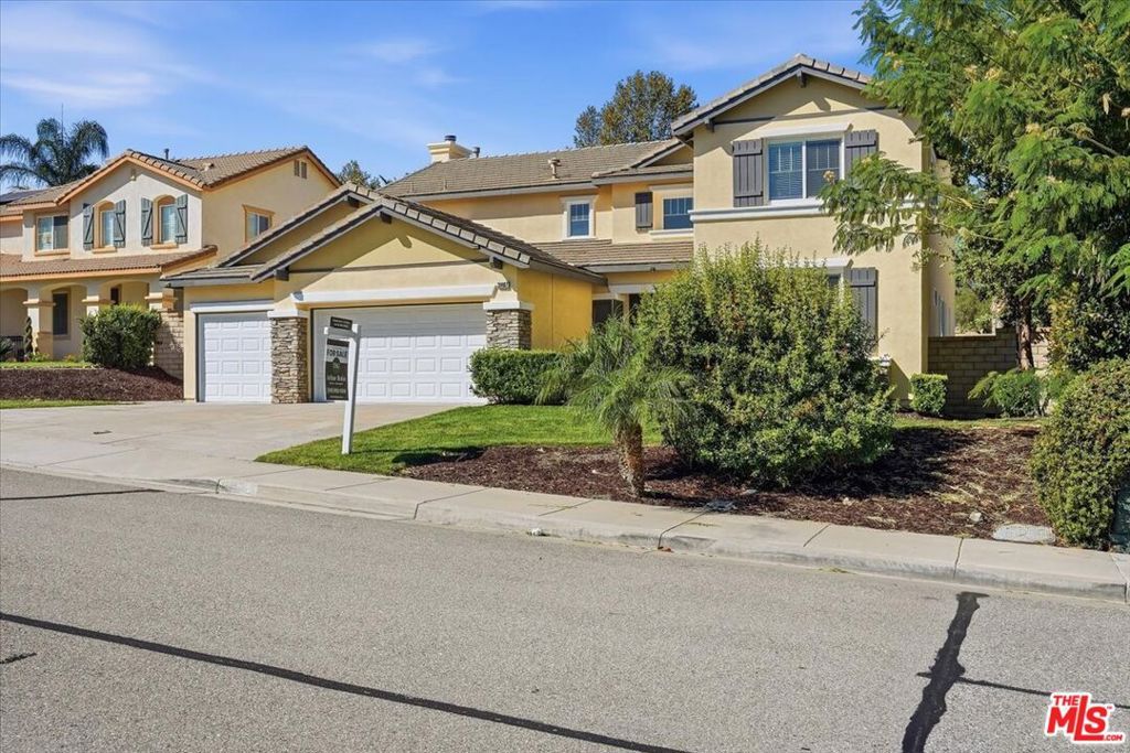 31407 Shadow Ridge Drive, Menifee, CA 92584 — photo 2