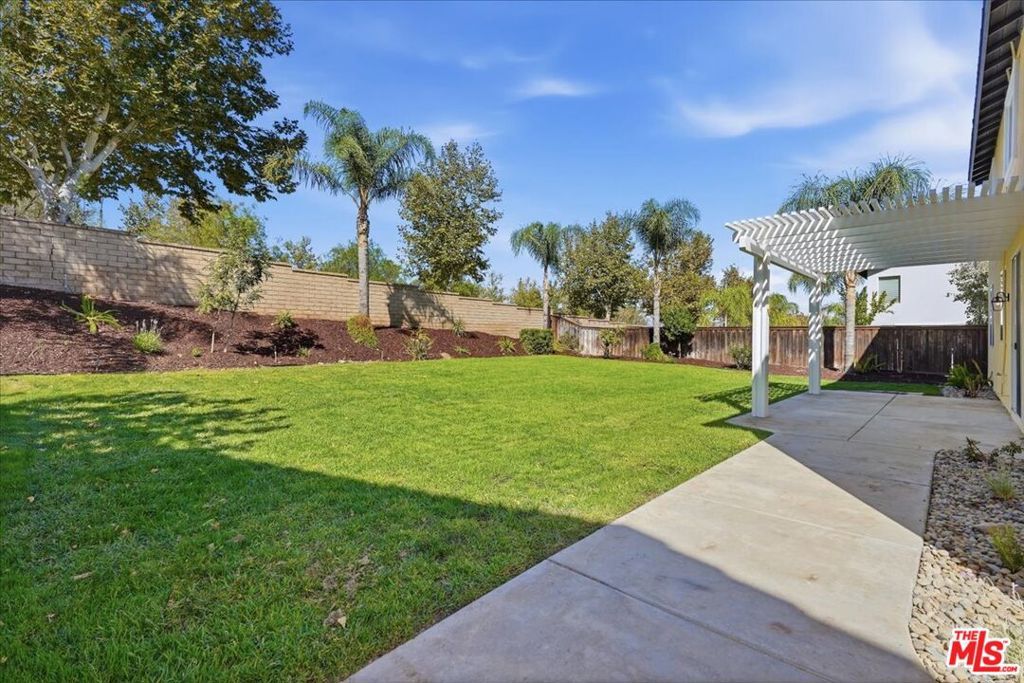 31407 Shadow Ridge Drive, Menifee, CA 92584 — photo 3