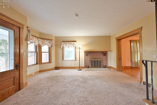 51001 Portman Road, Amherst, OH 44001