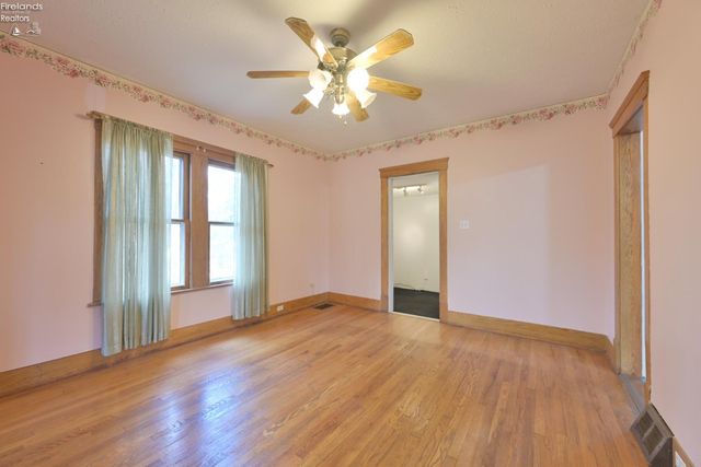 51001 Portman Road, Amherst, OH 44001