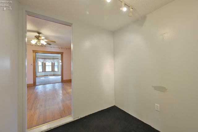 51001 Portman Road, Amherst, OH 44001