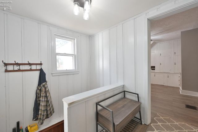 51001 Portman Road, Amherst, OH 44001