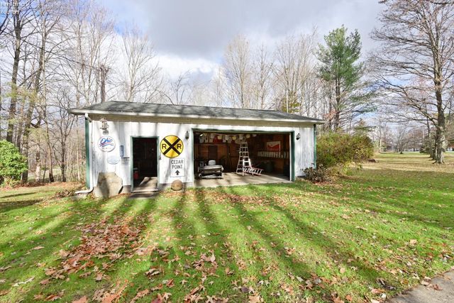 51001 Portman Road, Amherst, OH 44001