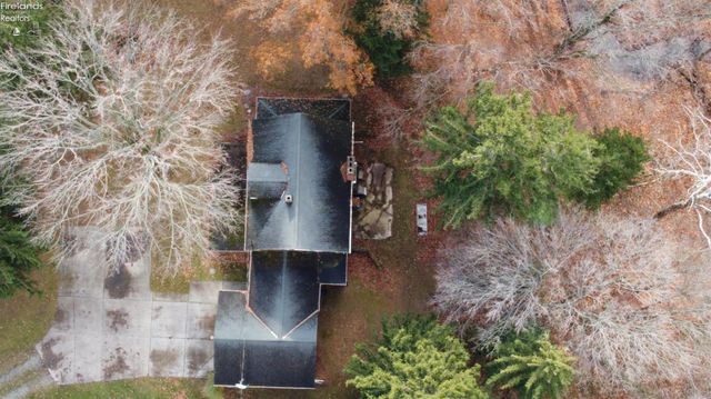 51001 Portman Road, Amherst, OH 44001