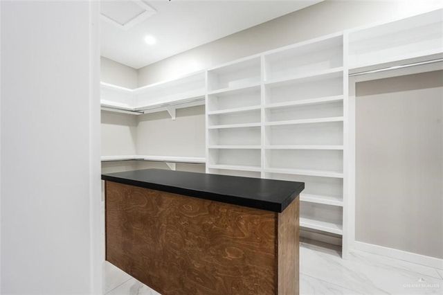 13819 N 34th Lane N, Mcallen, TX 78504