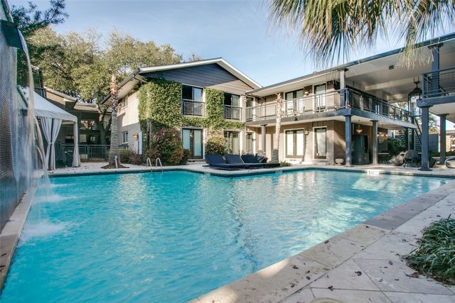 10209 Regal Oaks Drive 211, Dallas, TX 75230