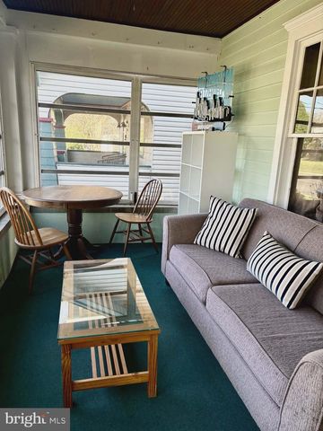 514 STOCKHAM AVE, Morrisville, PA 19067