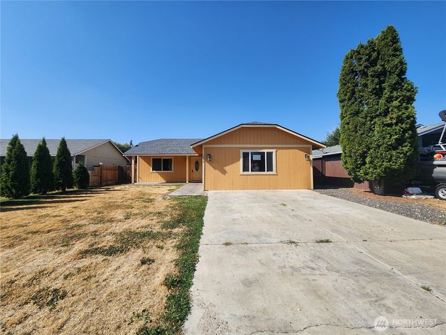 1070 S 4th Avenue, Othello, WA 99344