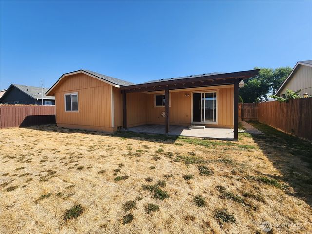 1070 S 4th Avenue, Othello, WA 99344