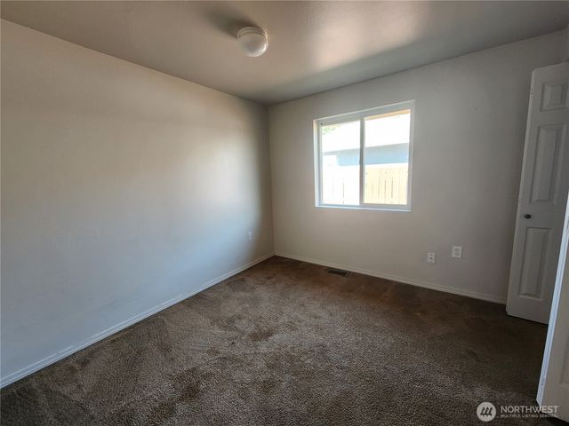 1070 S 4th Avenue, Othello, WA 99344