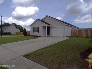 3290 Greenridge Way, Leland, NC 28451