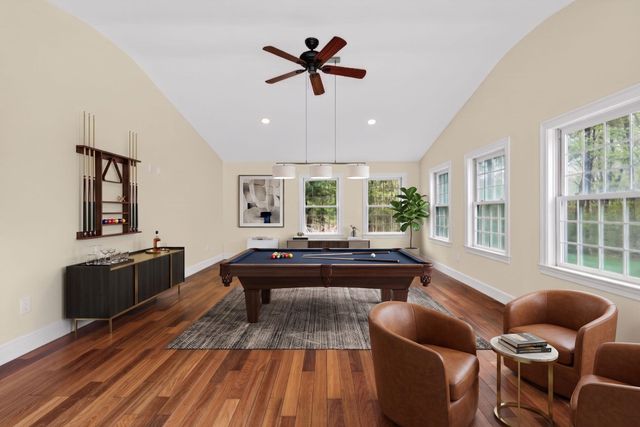 55 Page Lane, Hampstead, NH 03841