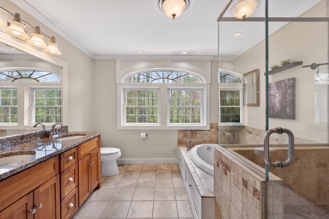 55 Page Lane, Hampstead, NH 03841