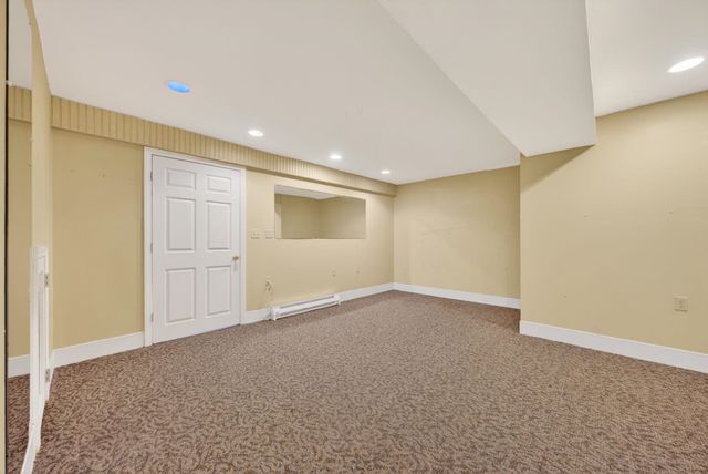 55 Page Lane, Hampstead, NH 03841
