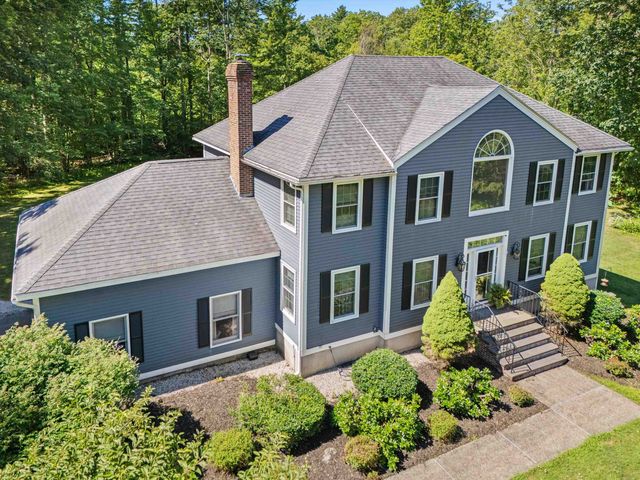 55 Page Lane, Hampstead, NH 03841