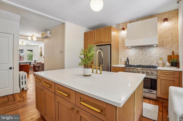 3667 EVELINE ST, Philadelphia, PA 19129