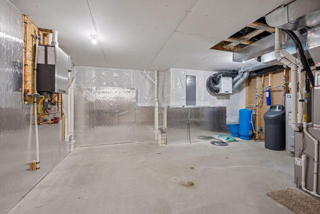 16083 Brant Street NE, Ham Lake, MN 55304