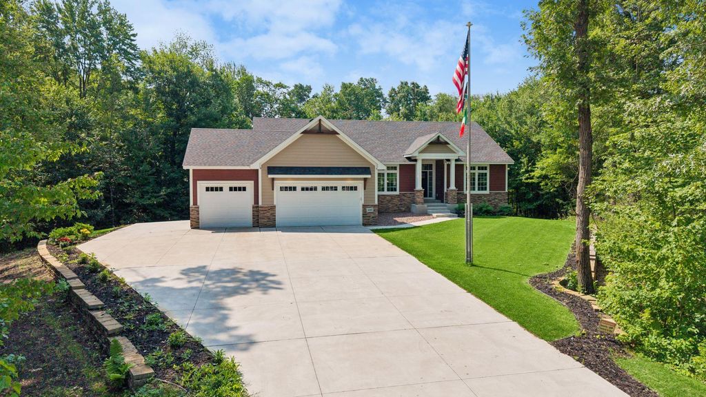 16083 Brant Street NE, Ham Lake, MN 55304