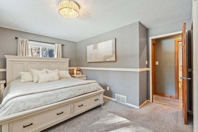 5882 Poplar Avenue, Nisswa, MN 56468