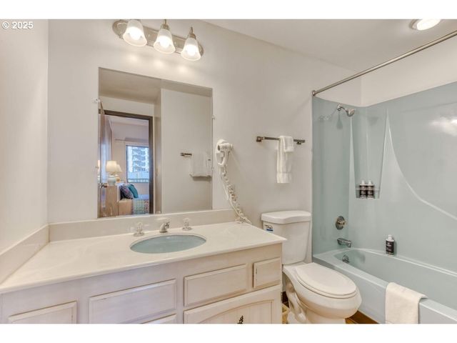 475 S PROM 114, Seaside, OR 97138