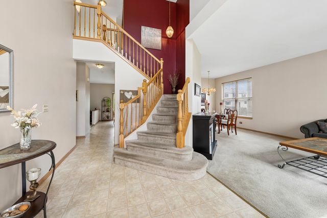 10356 Longfield Drive, Huntley, IL 60142