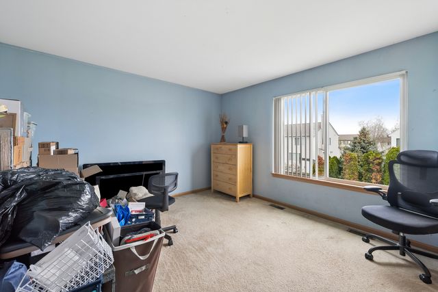 10356 Longfield Drive, Huntley, IL 60142