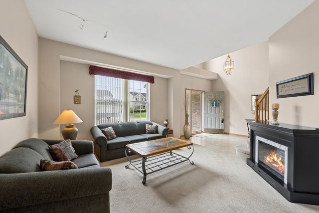 10356 Longfield Drive, Huntley, IL 60142