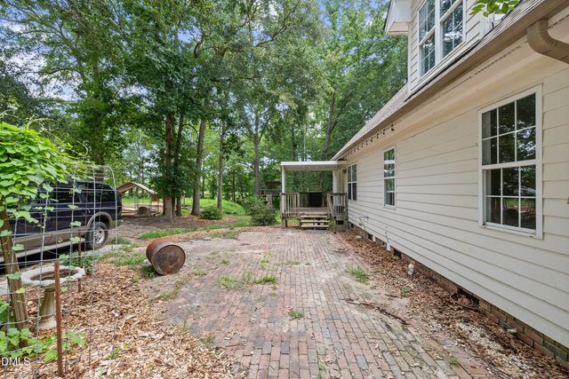 6600 St Jens Lane, Raleigh, NC 27603