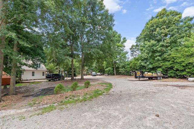 6600 St Jens Lane, Raleigh, NC 27603
