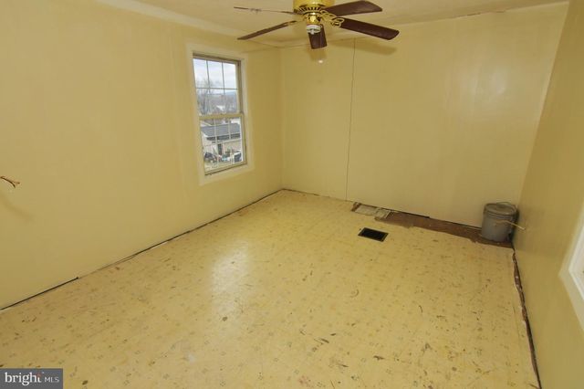 526 N HIGH ST, Martinsburg, WV 25404