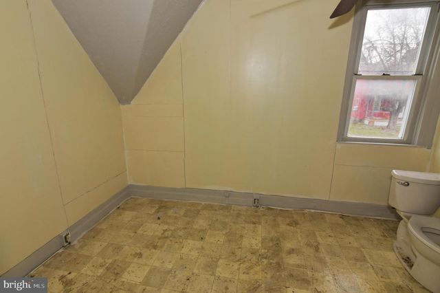 526 N HIGH ST, Martinsburg, WV 25404