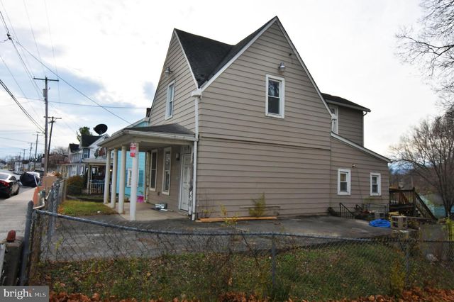 526 N HIGH ST, Martinsburg, WV 25404