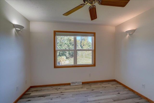 652 E Countryside Drive, Evansville, WI 53536