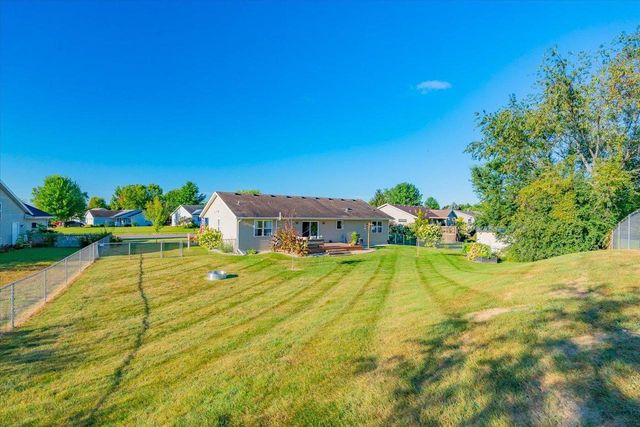 652 E Countryside Drive, Evansville, WI 53536