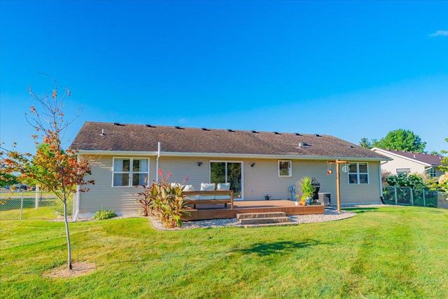 652 E Countryside Drive, Evansville, WI 53536