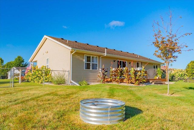 652 E Countryside Drive, Evansville, WI 53536