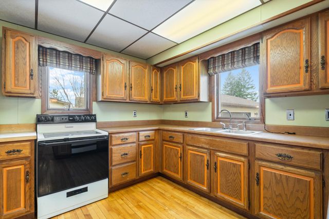 1702 N 60th Street, Superior, WI 54880