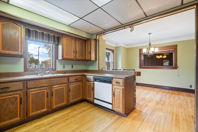 1702 N 60th Street, Superior, WI 54880